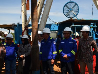 imgabus1_5_1__medium